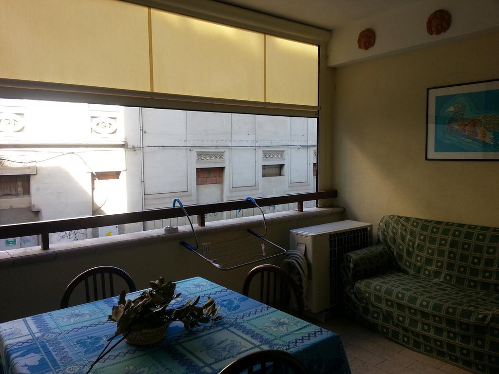 Reggio Central House Low Cost Per 4 ريجّو دي كالابريا المظهر الخارجي الصورة