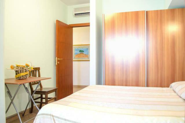 Reggio Central House Low Cost Per 4 ريجّو دي كالابريا المظهر الخارجي الصورة